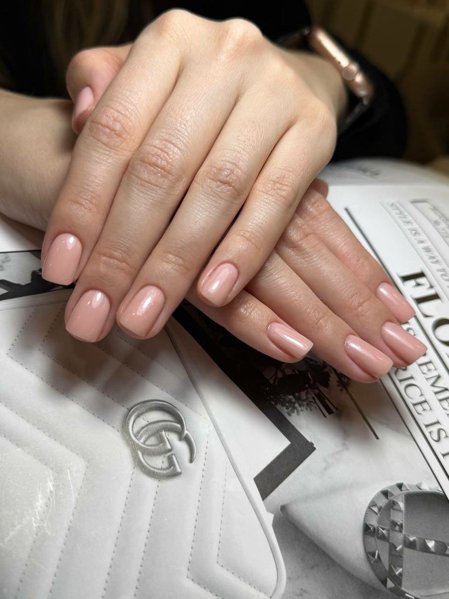Интерьер студии Happy Nail